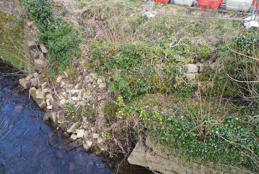 The collapsed retaining wall at Mytham Bridge (1)